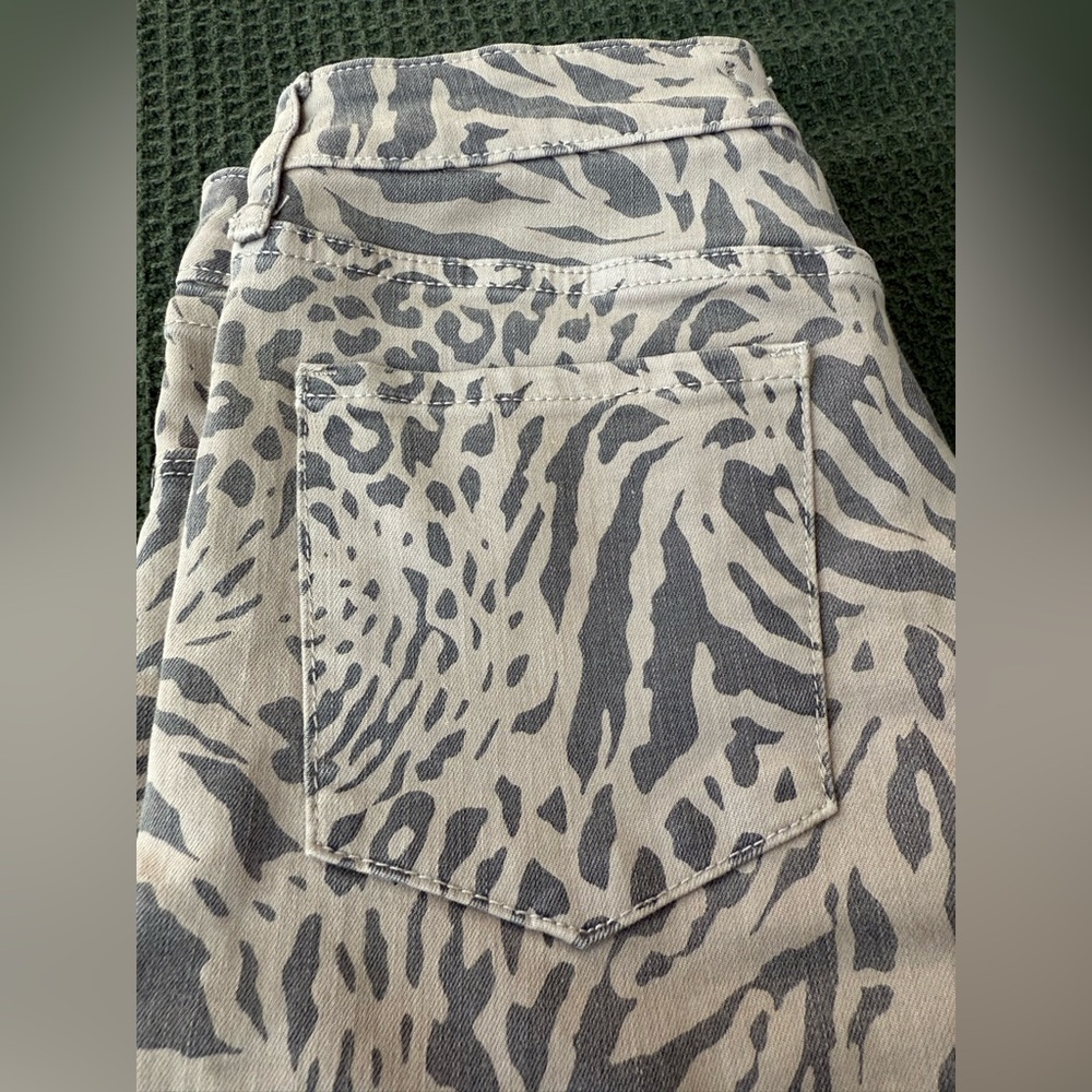 Articles Of Society Animal Print Jeans - Picture 2 of 12